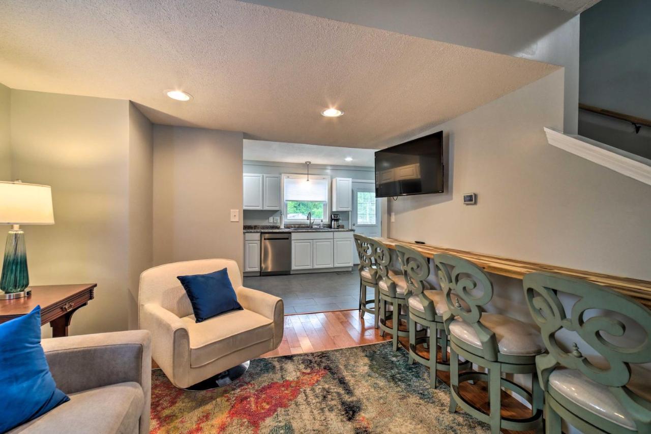 Morgantown Home With Deck About 2 Mi To Wv University! Bagian luar foto